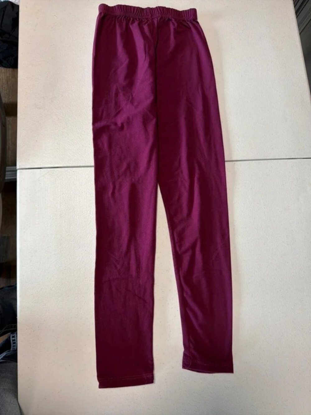 Little girls buttery soft leggings l/xl burgundy